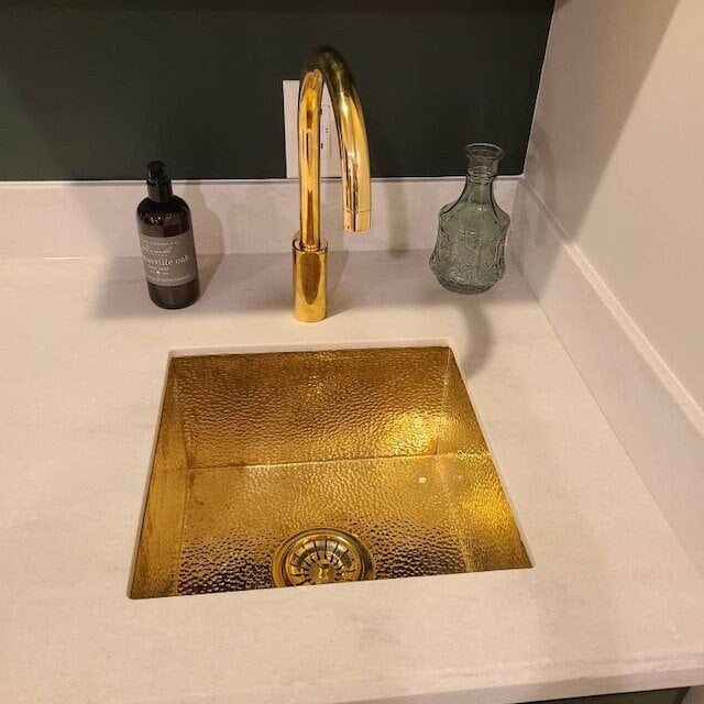 Brass Kitchen Sinks - Insideast