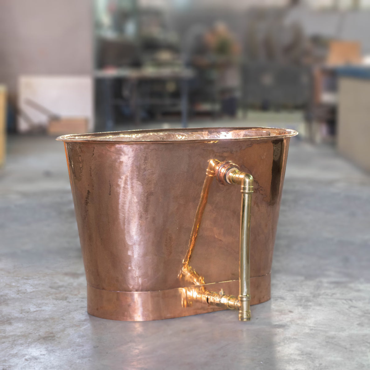 Copper bathtub with overflow kit