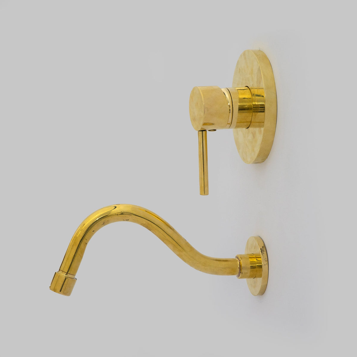 Antique Brass Tub Filler, Wall Mount Solid Brass Tub Faucet - Insideast