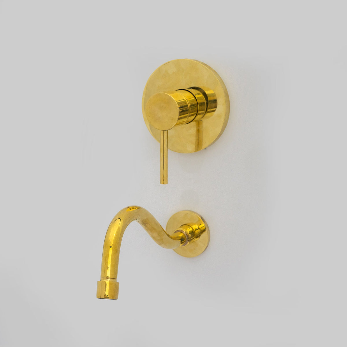 Antique Brass Tub Filler, Wall Mount Solid Brass Tub Faucet - Insideast