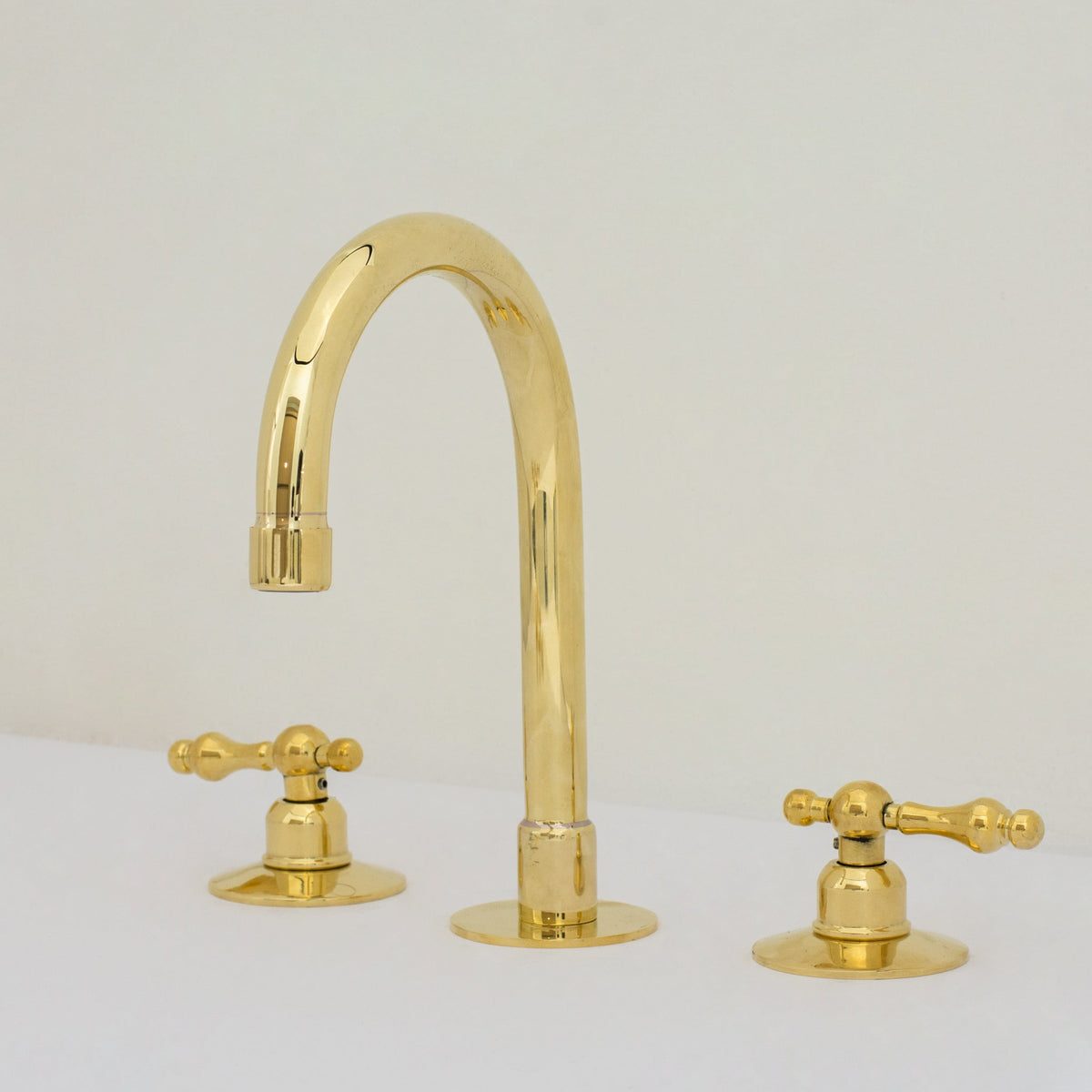 Deck Mounted Unlacquered Brass Faucet, Vanity Sink Faucet, Antique Brass Bathroom Faucet - Insideast
