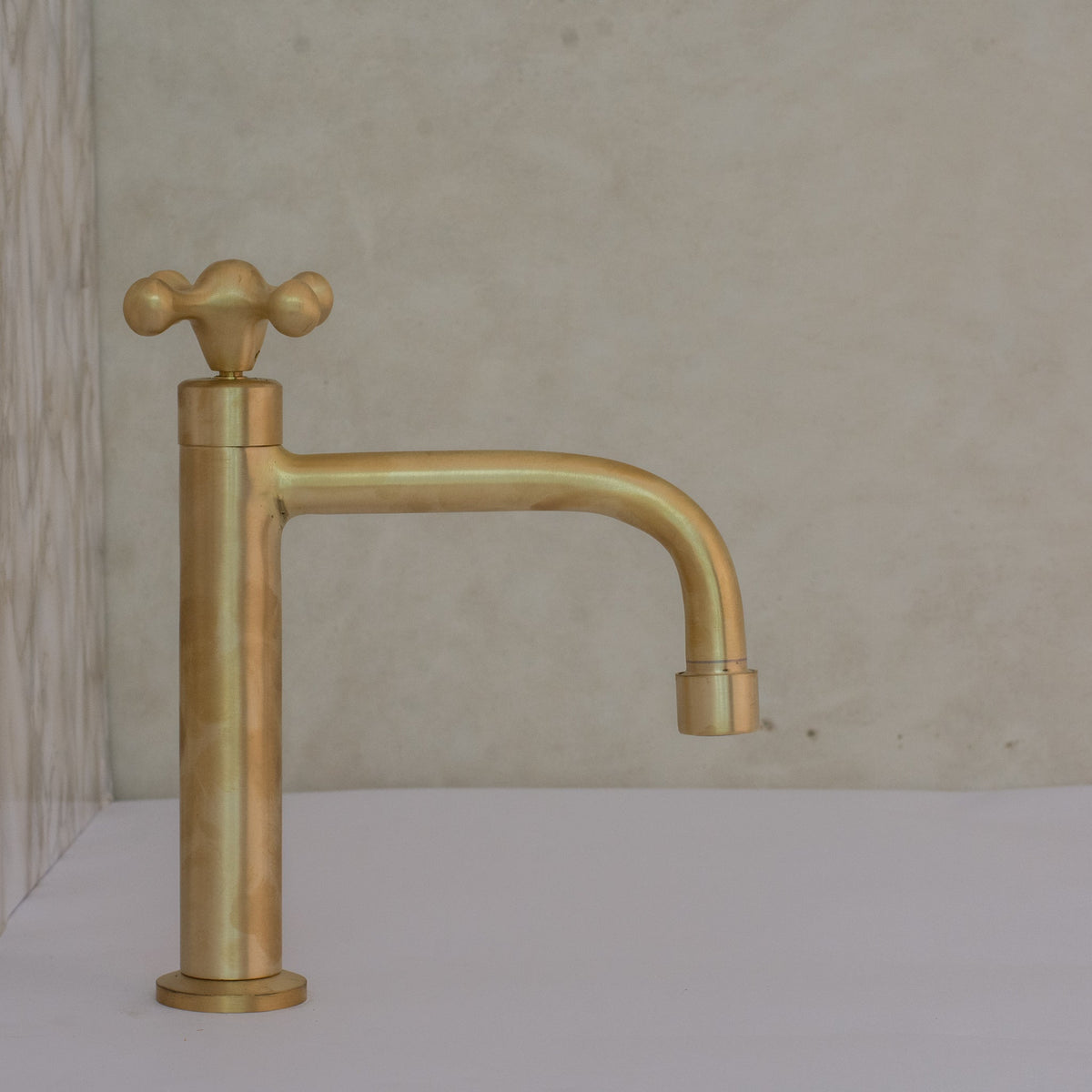 Kitchen Cold Water Faucet Brass, Brushed Brass Cold Water Dispenser Faucet, Single Hole Kitchen Tap, Deck Mount Brass Faucet - Insideast