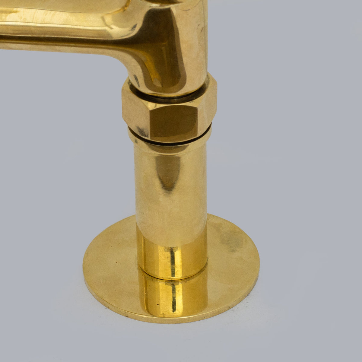 Traditional 8″ Brass Bridge Kitchen Faucet with Square Spout | Two Handles - Insideast