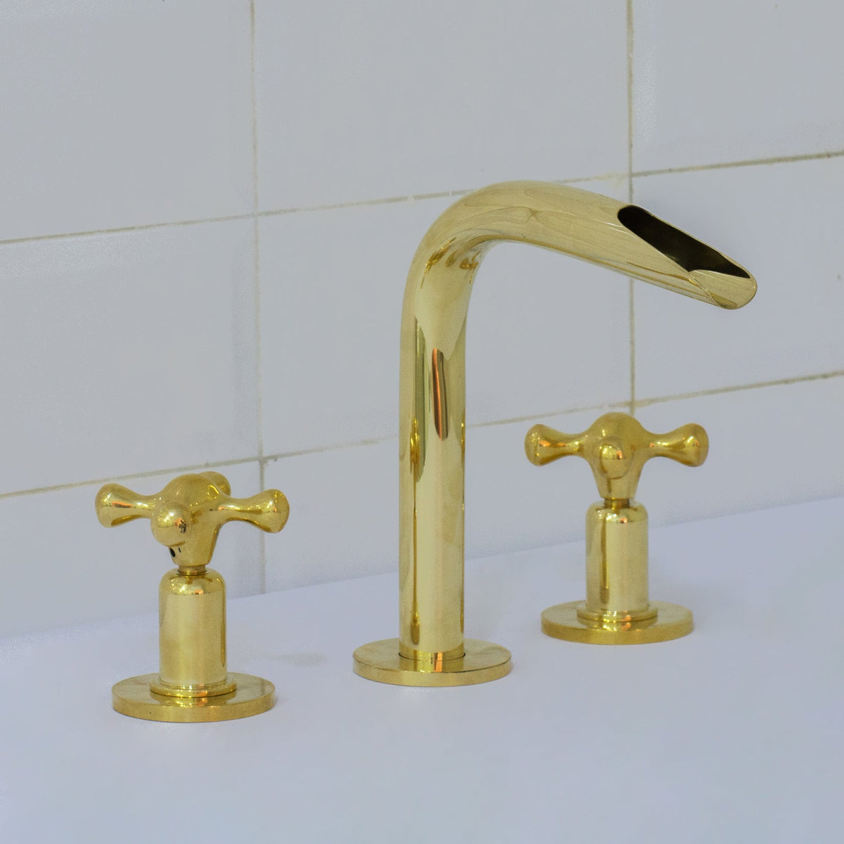 Unlacquered Brass 3 - Hole Widespread Faucet, Deck Mount Bathroom Waterfall Faucet - Insideast